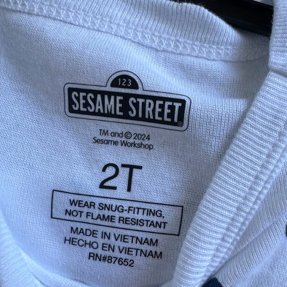 Sesame Street Cookie Monster Pajama Set 18M 2T Pants Shirt NWT NEW Kids Baby - Picture 4 of 5